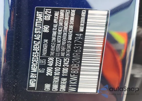 2021 Mercedes-Benz C 300 z USA, uszkodzony, nr VIN W1KWF8DB2MR631794